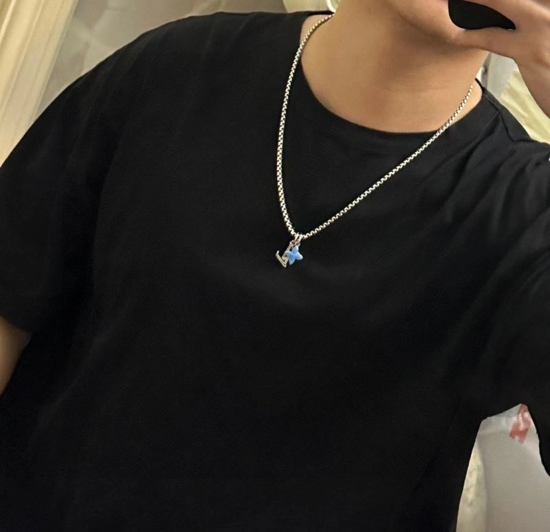 Louis Vuitton Necklaces Unique 251507