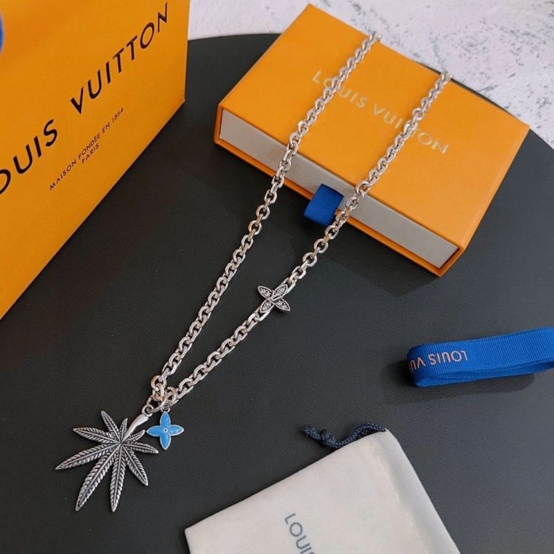 Louis Vuitton Necklaces Bold 251487