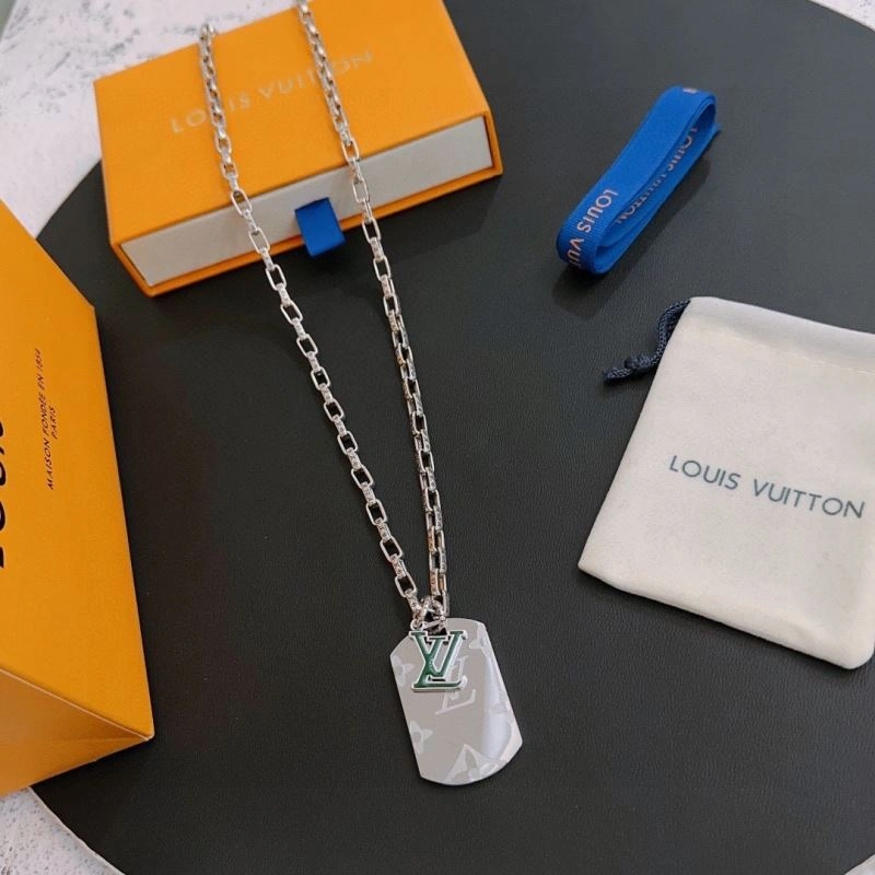 WaterResistant Louis Vuitton Necklaces 251484