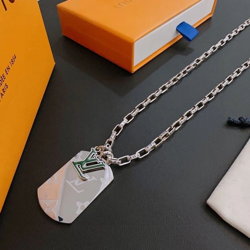 WaterResistant Louis Vuitton Necklaces 251484