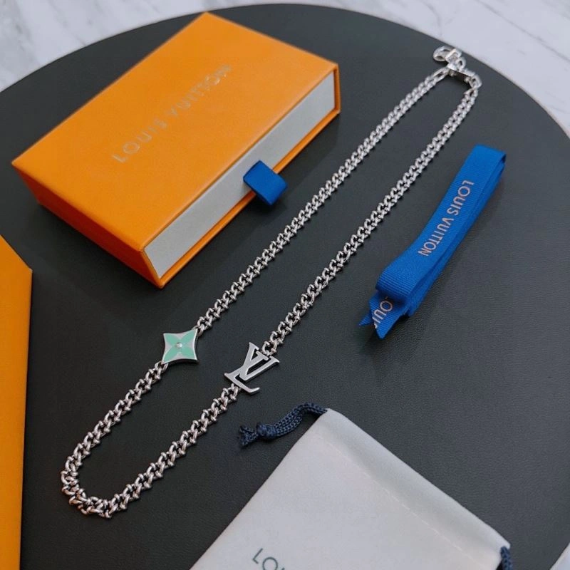Louis Vuitton Necklaces Reliable 251506