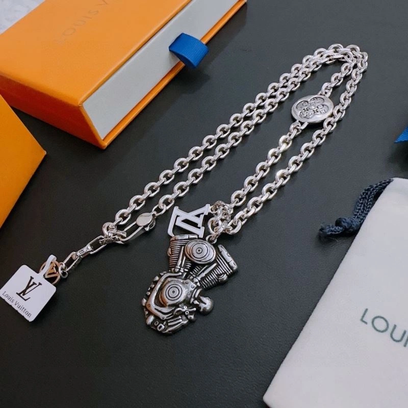 Louis Vuitton Necklaces Premium 251510