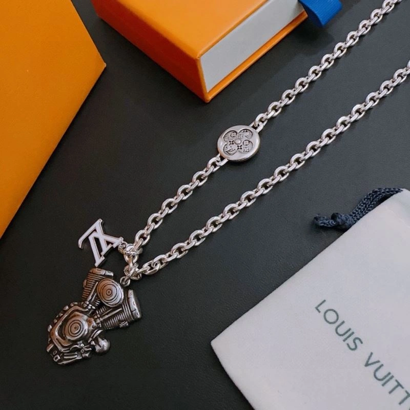 Louis Vuitton Necklaces Premium 251510