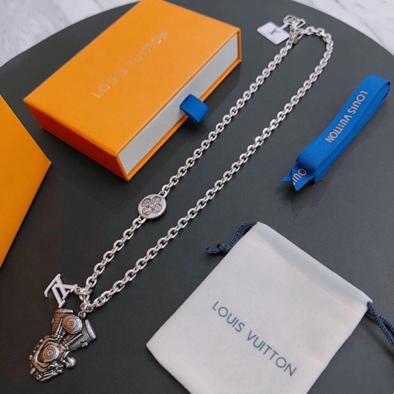 Louis Vuitton Necklaces Premium 251510