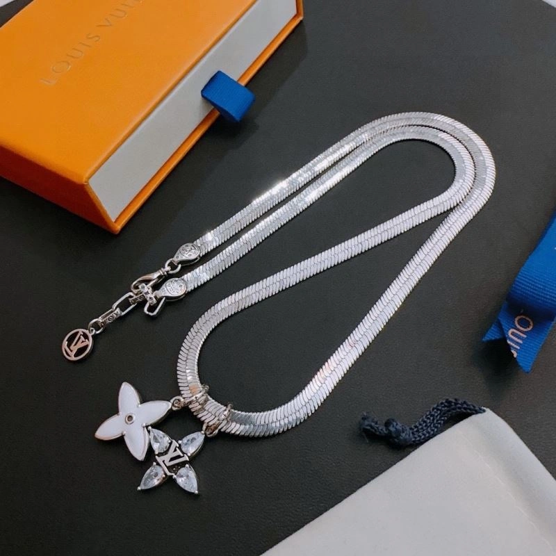 Louis Vuitton Necklaces Compact 251500