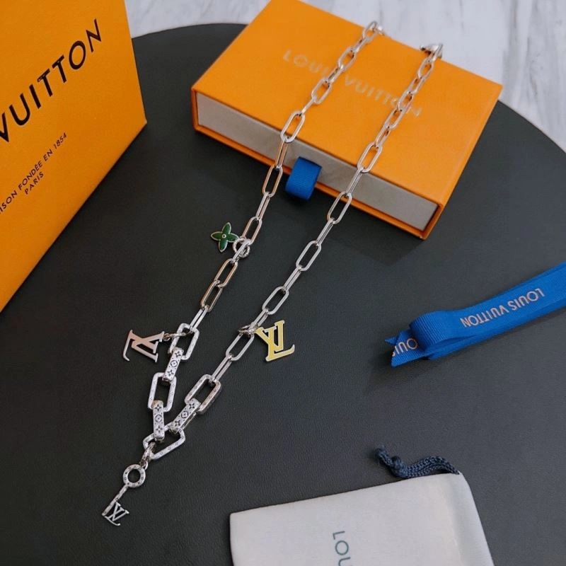 Affordable Louis Vuitton Necklaces 251496