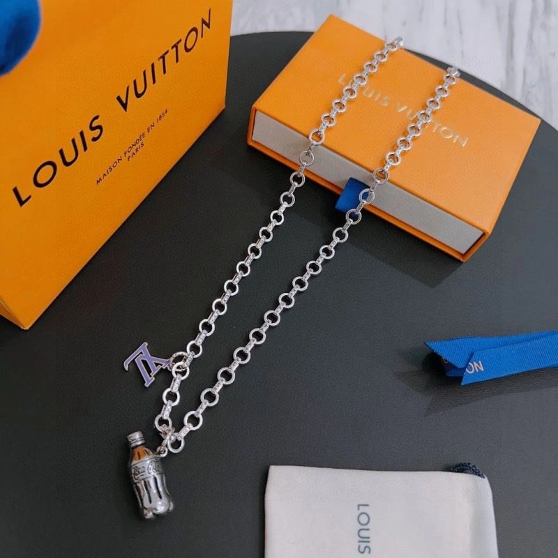 Louis Vuitton Necklaces Unisex 251498