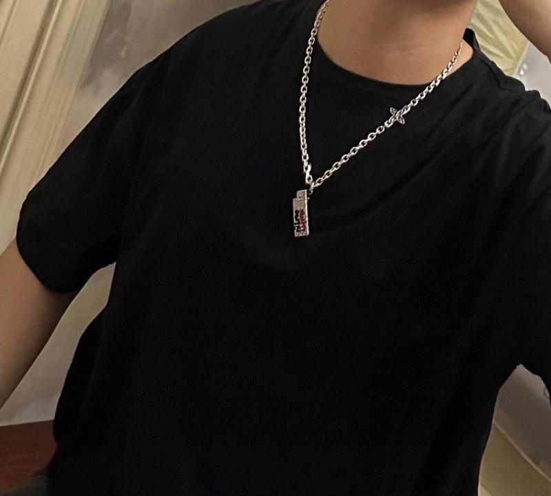 UrbanStyle Louis Vuitton Necklaces 251489