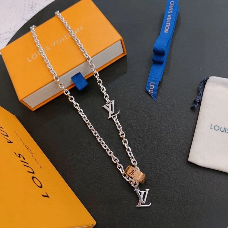 Louis Vuitton Necklaces Functional 251493