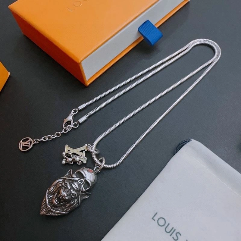 Louis Vuitton Necklaces Minimalist 251486