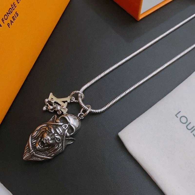 Louis Vuitton Necklaces Minimalist 251486