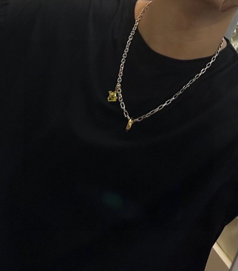 Colorful Louis Vuitton Necklaces 251508