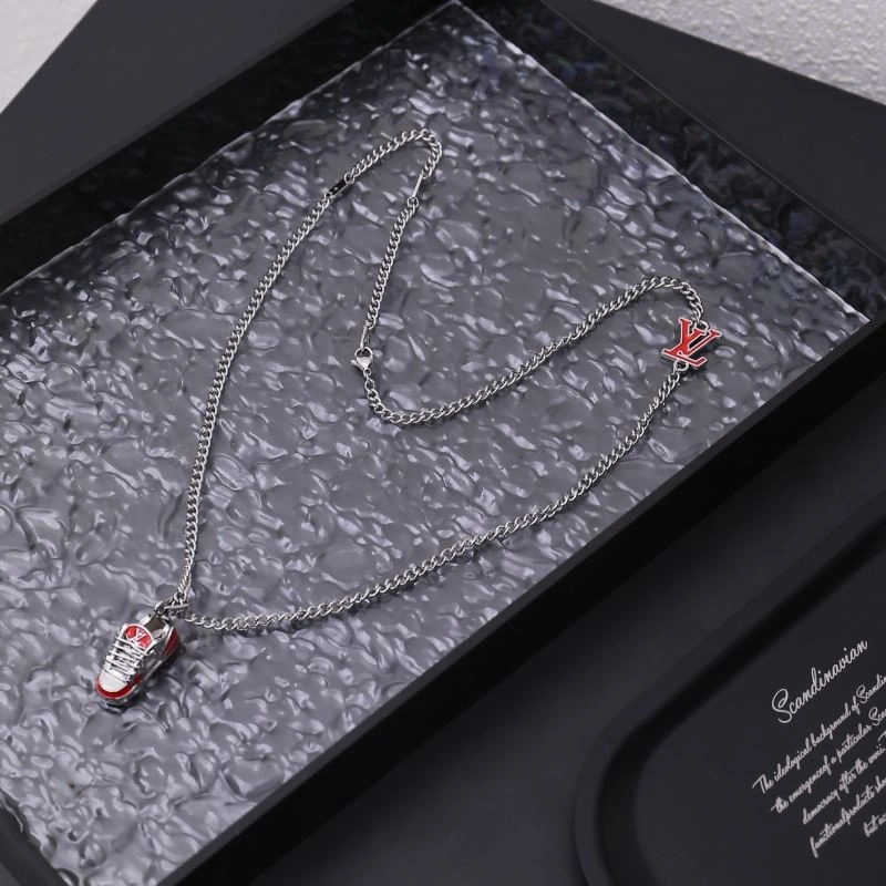 Louis Vuitton Necklaces Sophisticated 251491