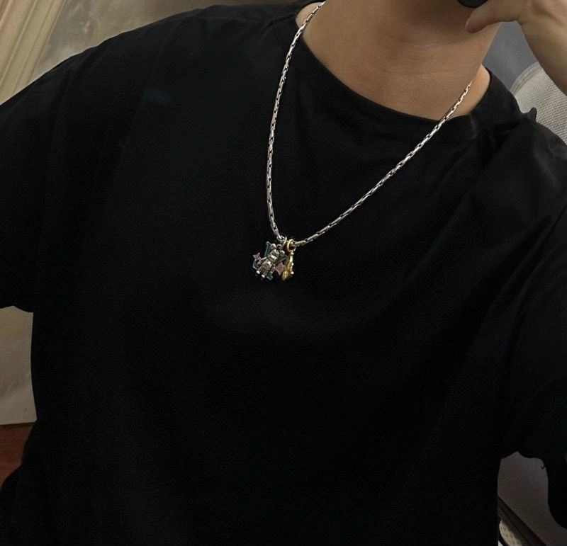 SportInspired Louis Vuitton Necklaces 251505