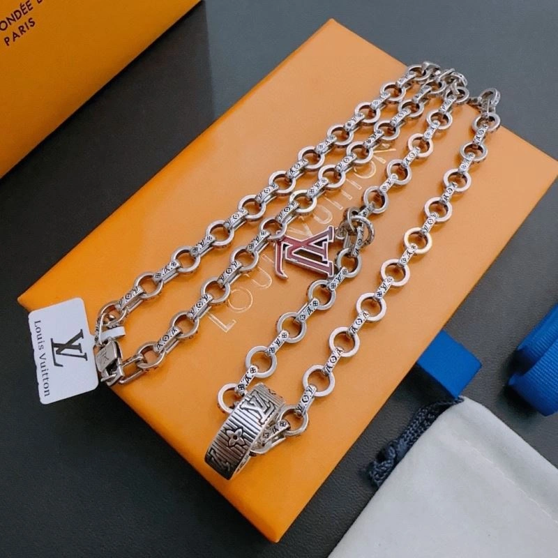 Louis Vuitton Necklaces Stretchable 251503