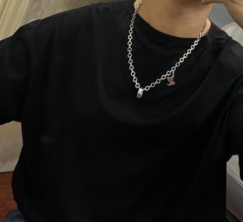 Louis Vuitton Necklaces Stretchable 251503