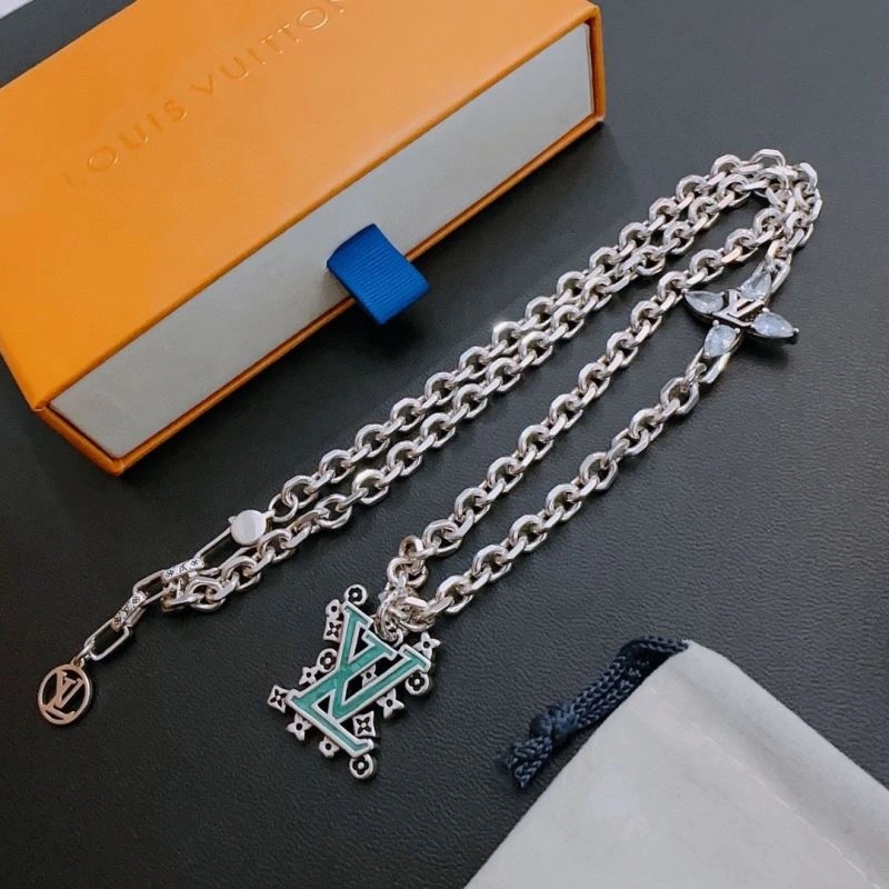 WaterResistant Louis Vuitton Necklaces 251475