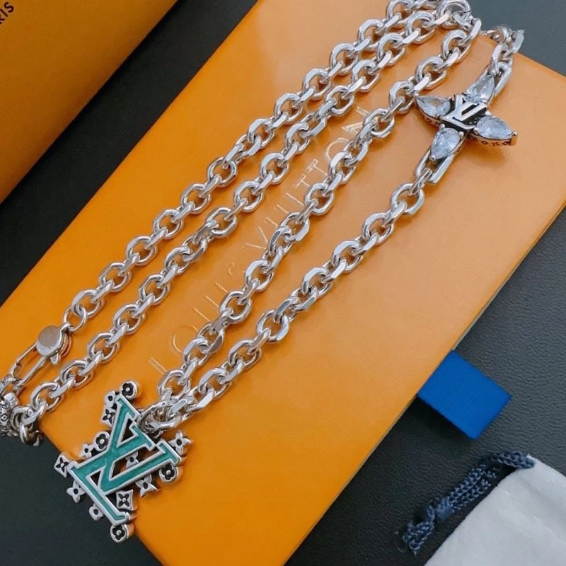WaterResistant Louis Vuitton Necklaces 251475