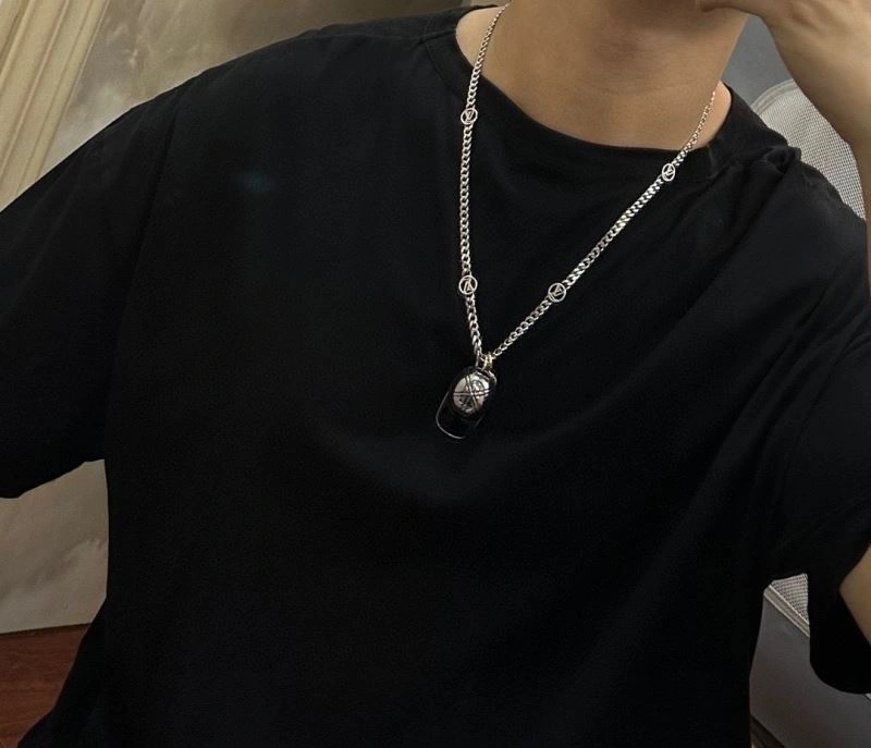 Louis Vuitton Necklaces Bold 251474