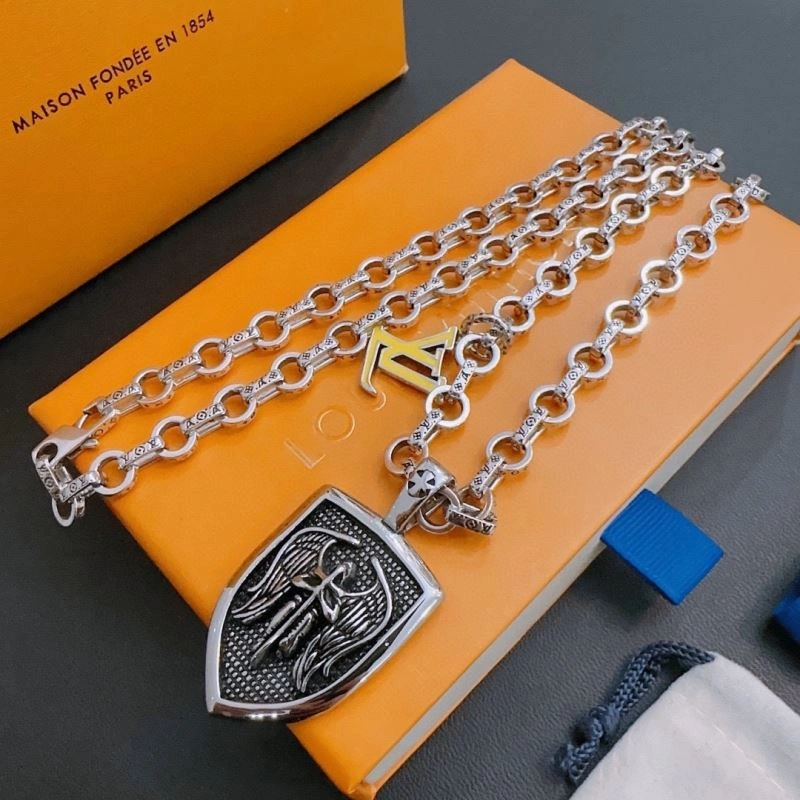 Louis Vuitton Necklaces Packable 251472