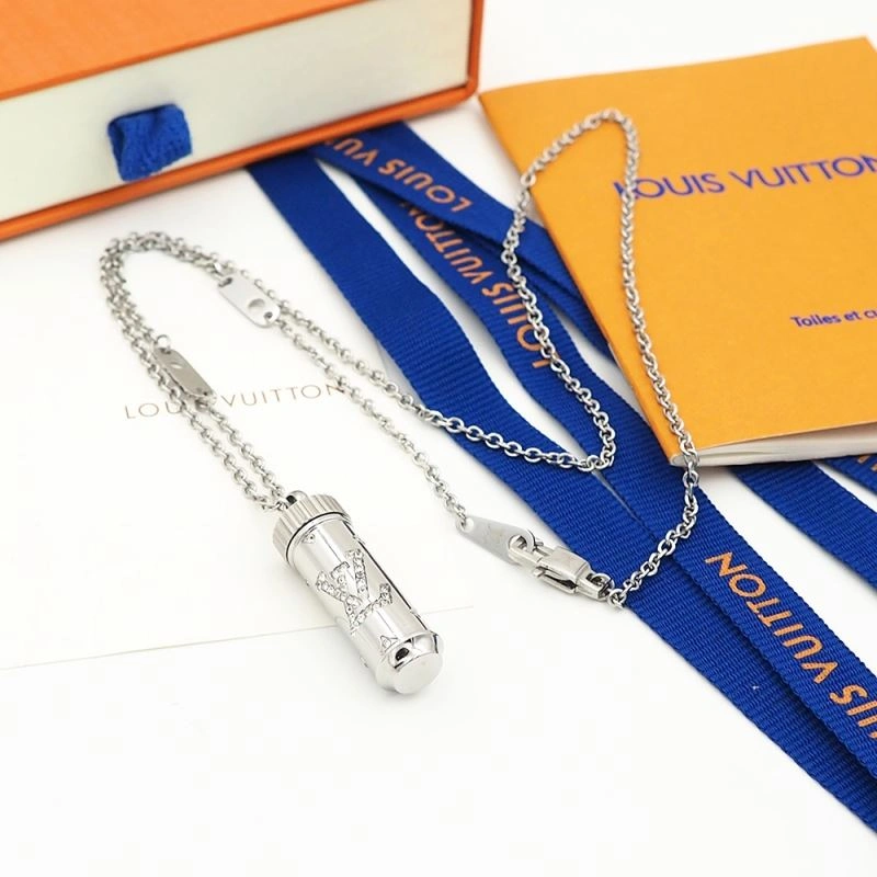 Louis Vuitton Necklaces EyeCatching 251065