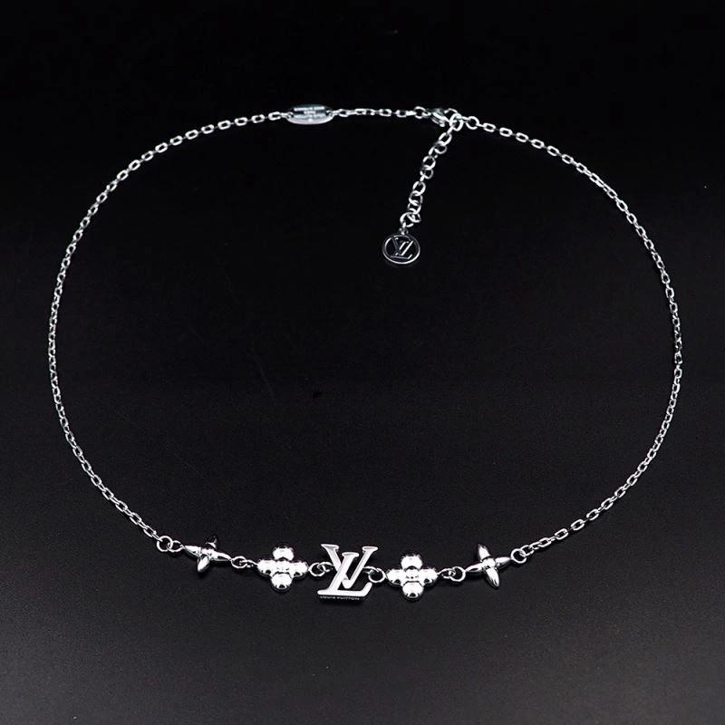 Stylish Louis Vuitton Necklaces 251061