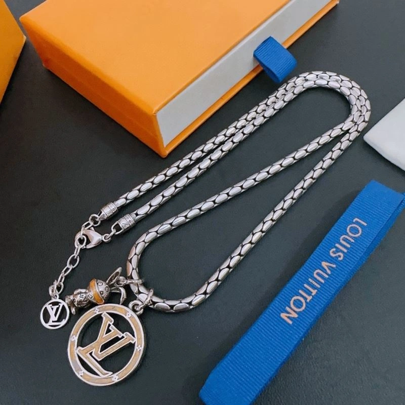 Louis Vuitton Necklaces Attractive 251045