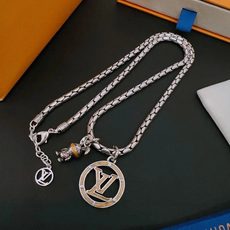 Louis Vuitton Necklaces Attractive 251045