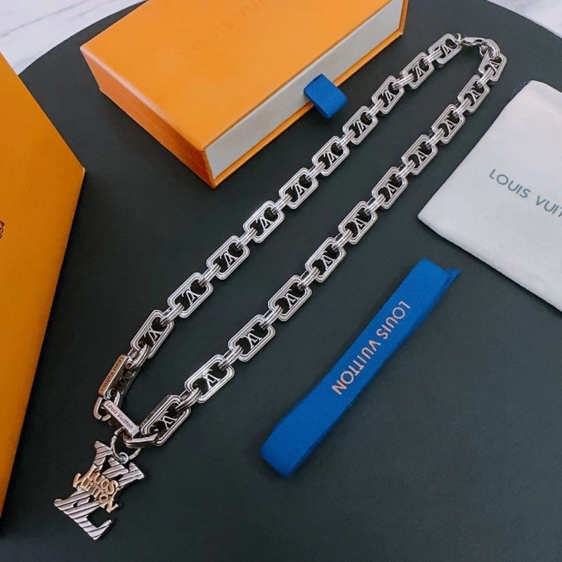 Louis Vuitton Necklaces EasyMatch 251047
