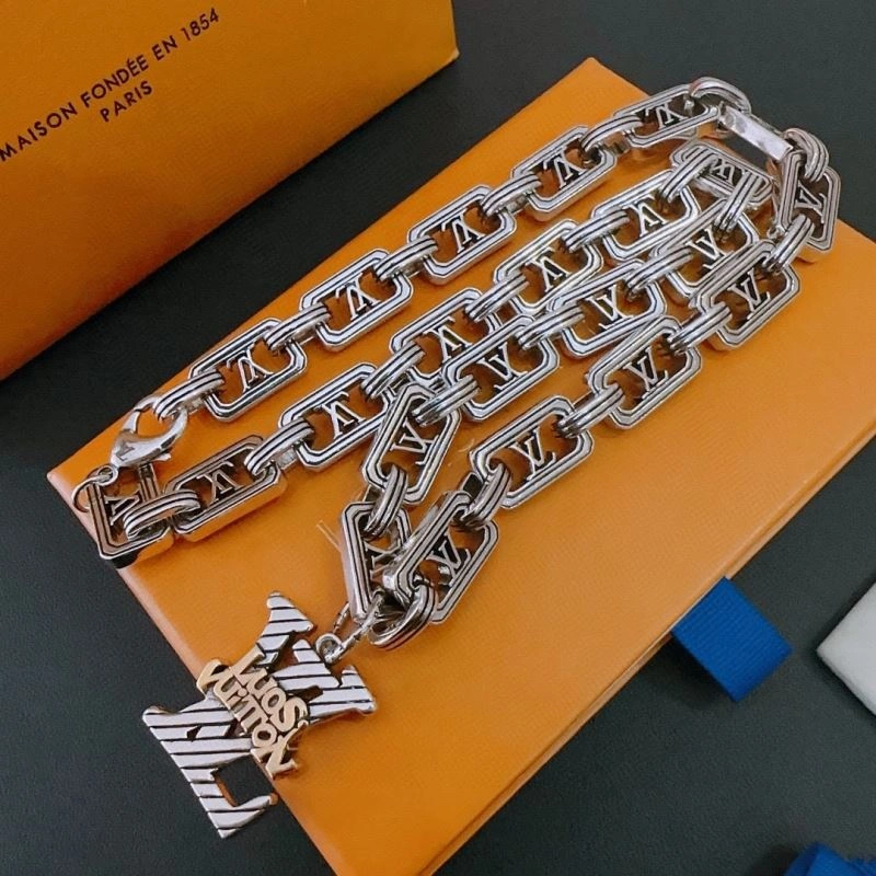 Louis Vuitton Necklaces EasyMatch 251047