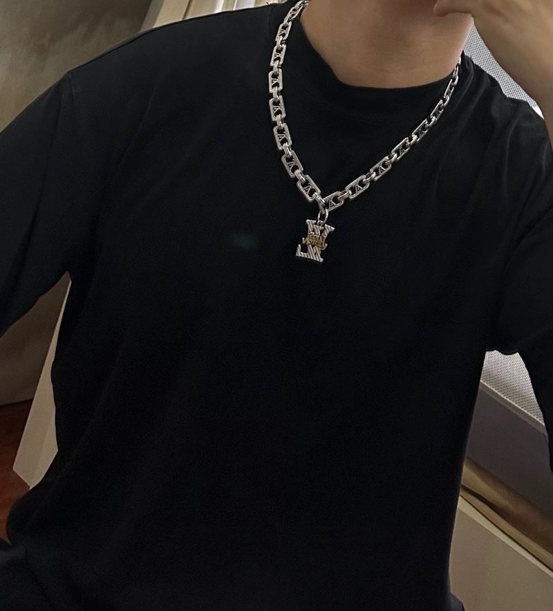 Louis Vuitton Necklaces EasyMatch 251047