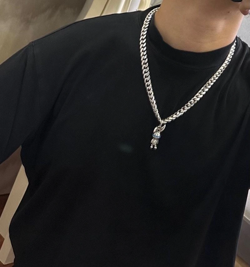 Classic Louis Vuitton Necklaces 251035