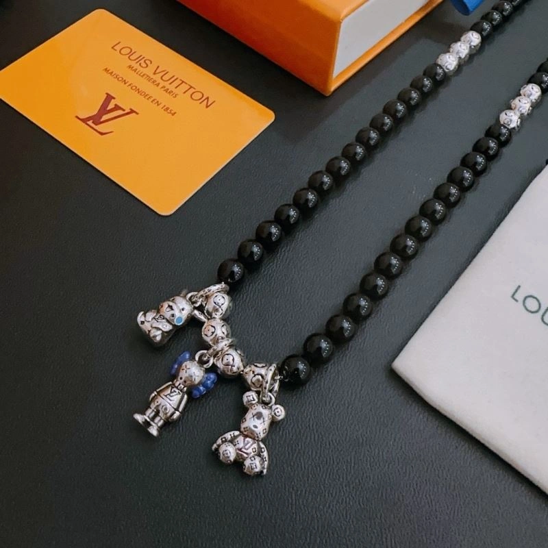 Louis Vuitton Necklaces Reliable 251046