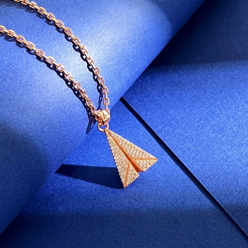 Louis Vuitton Necklaces Breathable 251059