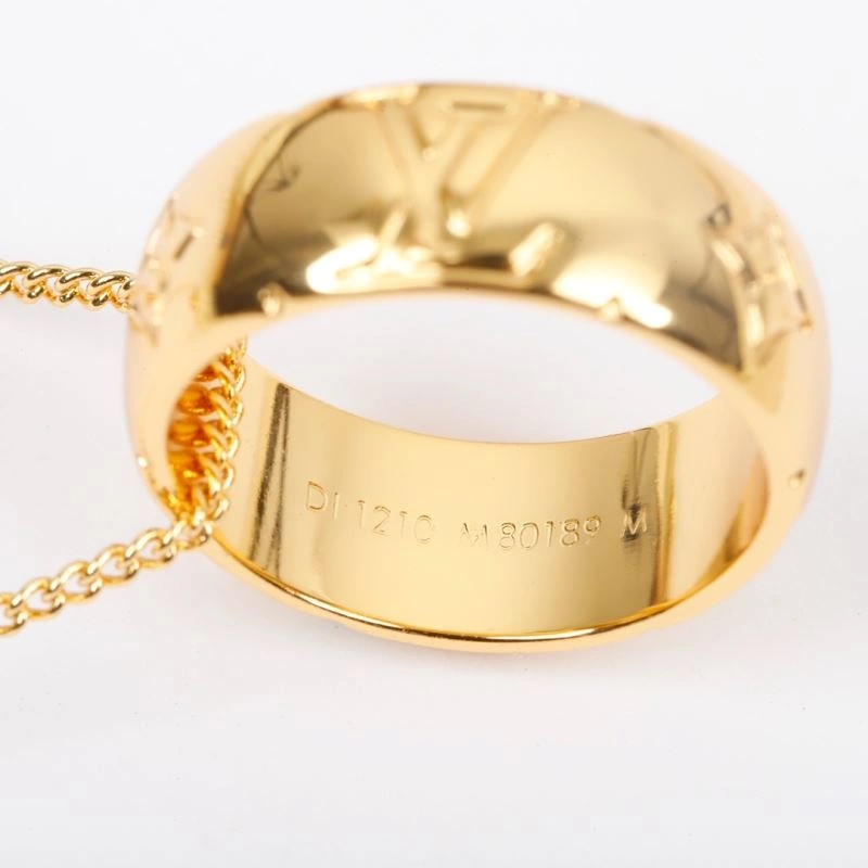 Lightweight Louis Vuitton Necklaces 251030