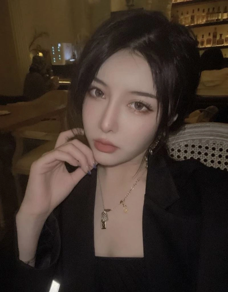 Attractive Louis Vuitton Necklaces 251055