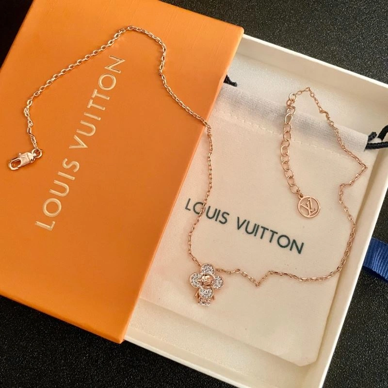 Attractive Louis Vuitton Necklaces 251052