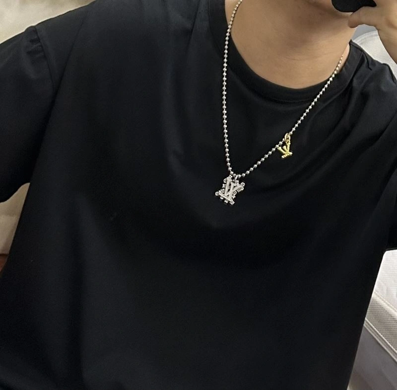 Unisex Louis Vuitton Necklaces 251034