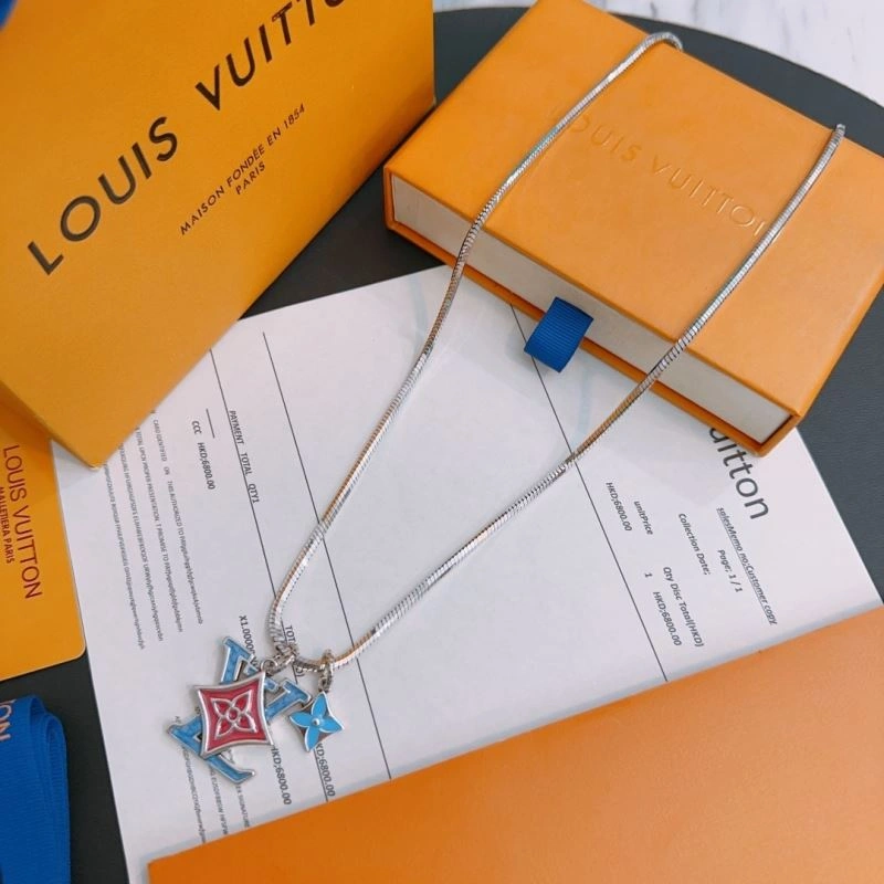 SoftTouch Louis Vuitton Necklaces 251048
