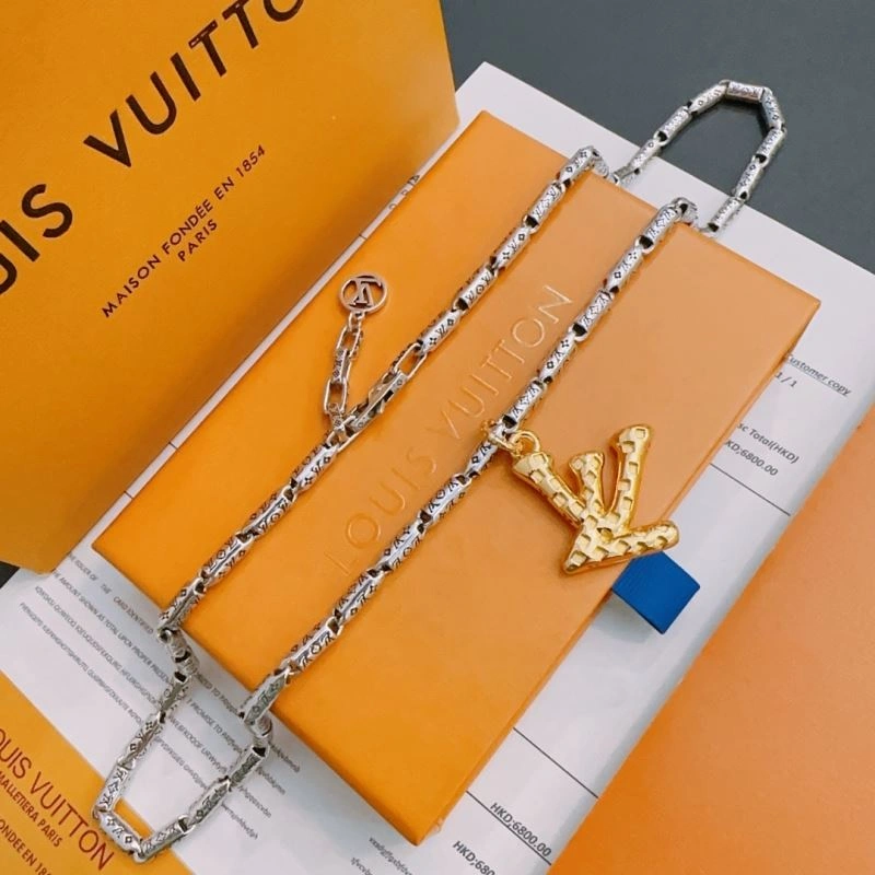 Stretchable Louis Vuitton Necklaces 251050