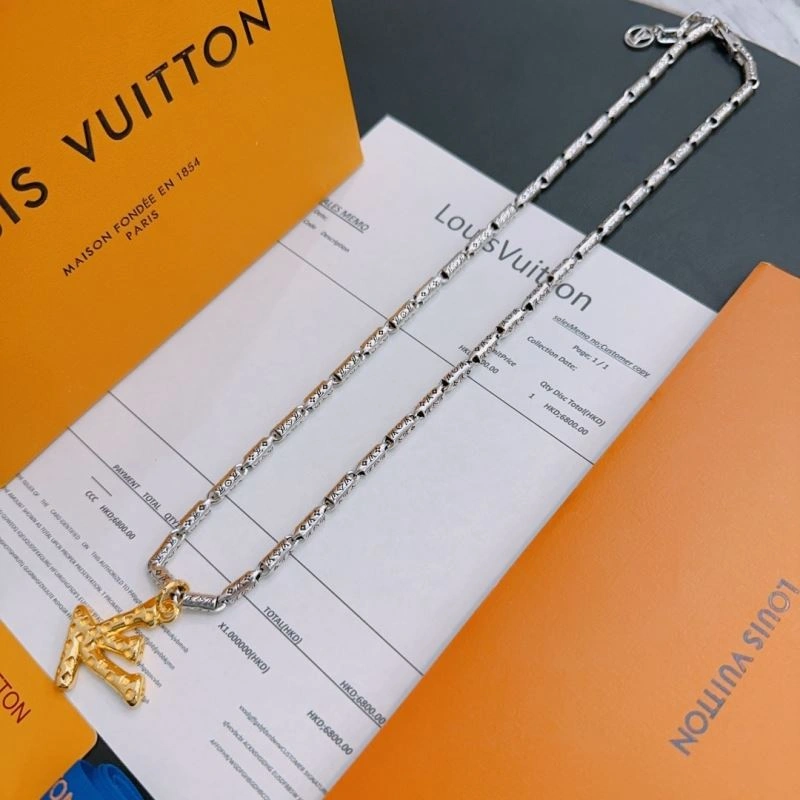 Stretchable Louis Vuitton Necklaces 251050