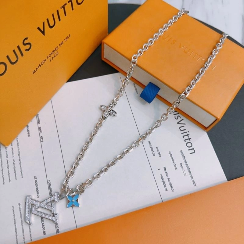 SoftTouch Louis Vuitton Necklaces 251028