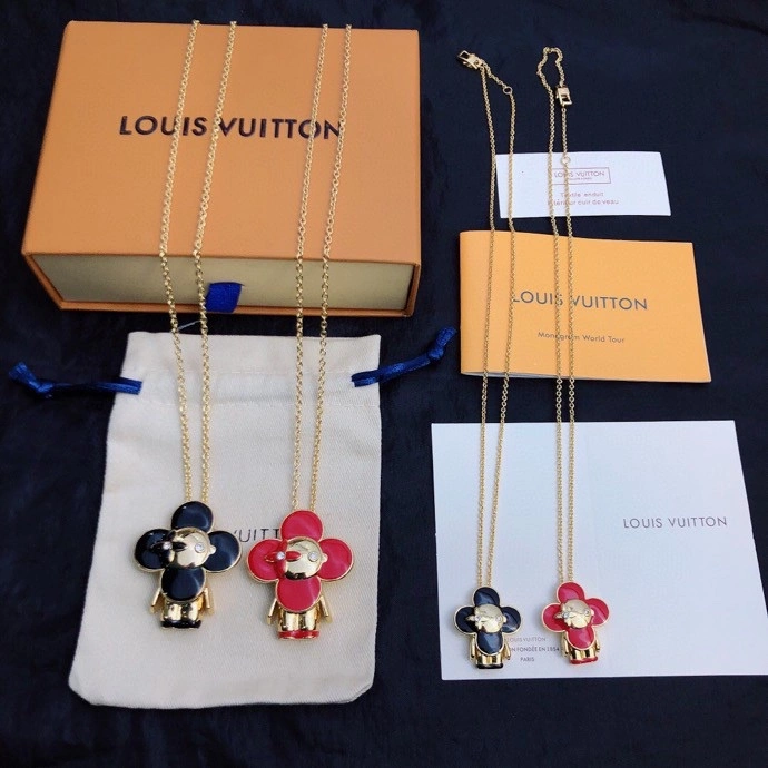 Louis Vuitton Necklaces SunProtective 251051