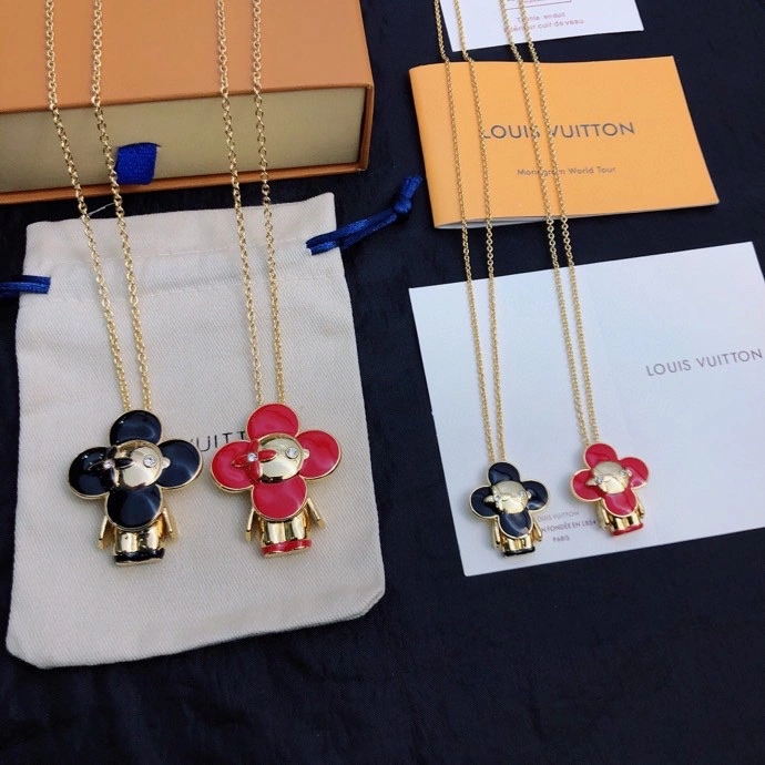 Louis Vuitton Necklaces SunProtective 251051