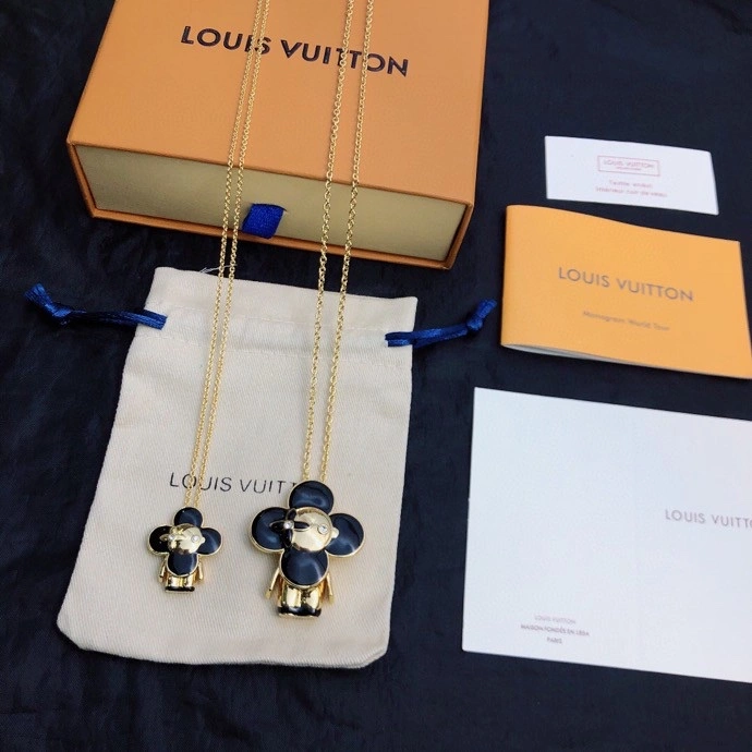Louis Vuitton Necklaces SunProtective 251051