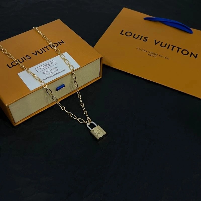 FlexibleFit Louis Vuitton Necklaces 251024