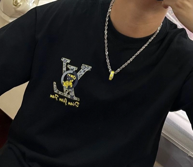 Durable Louis Vuitton Necklaces 251023