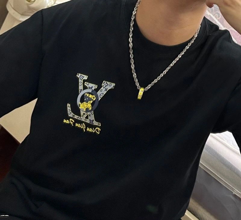 Durable Louis Vuitton Necklaces 251023