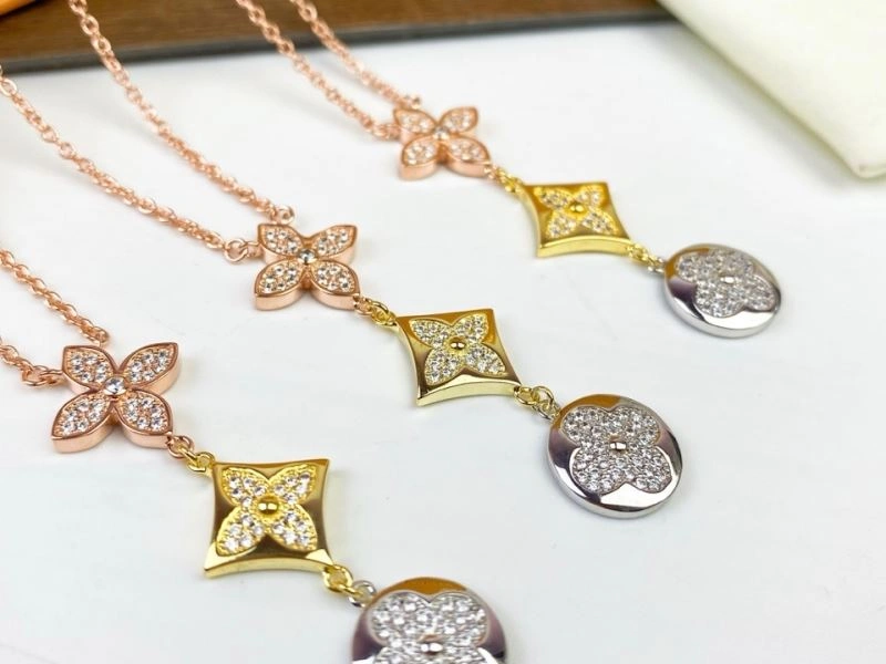 Louis Vuitton Necklaces DailyWear 251016
