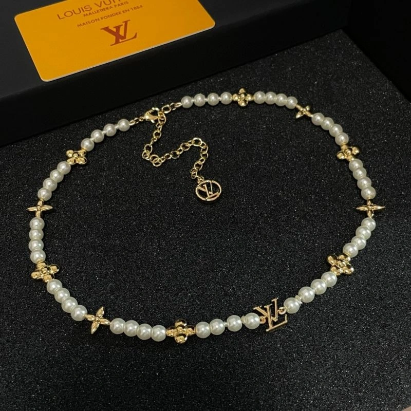 Louis Vuitton Necklaces Youthful 251015